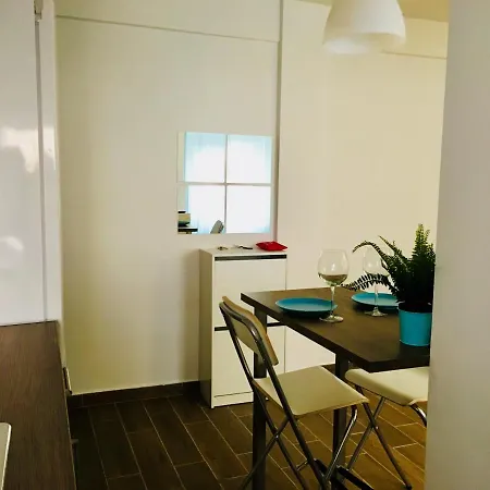 Flores Apartment