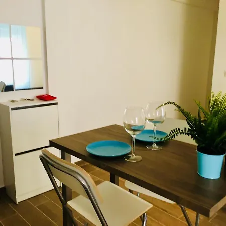 Flores Apartment *